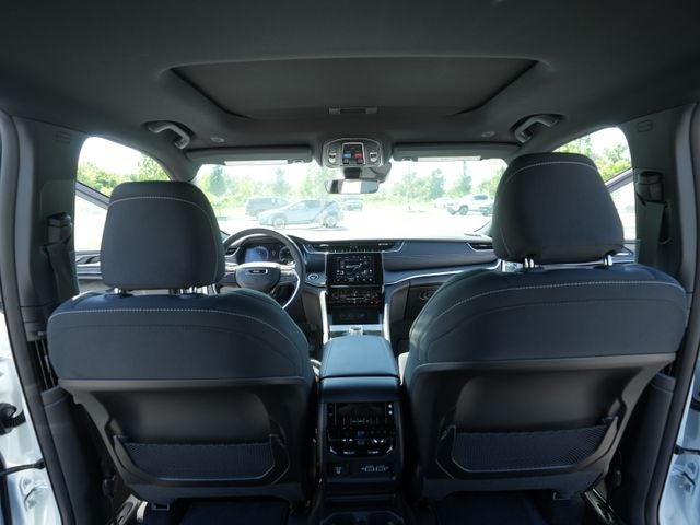 2026 Jeep Grand Cherokee GRAND CHEROKEE L LAREDO X 4X4