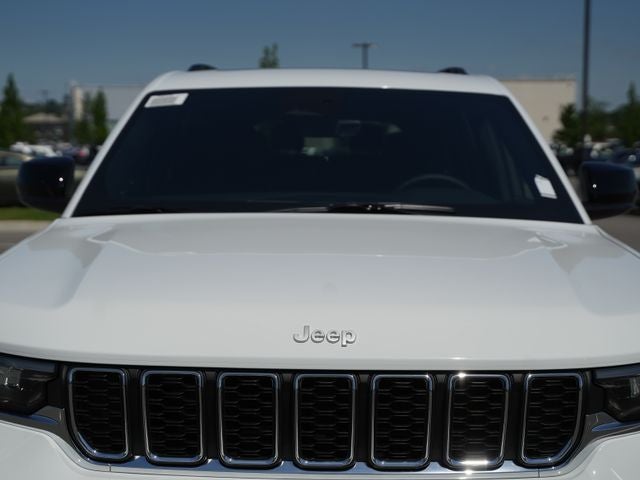 2026 Jeep Grand Cherokee GRAND CHEROKEE L LAREDO X 4X4