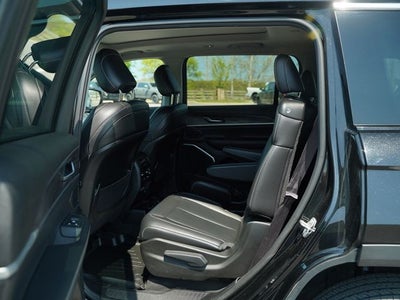 2022 Jeep Grand Cherokee L Limited 4x4