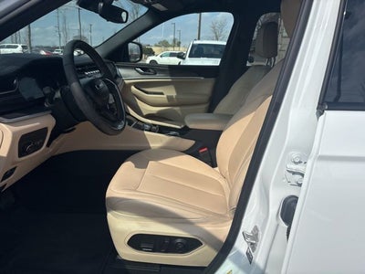 2024 Jeep Grand Cherokee L Limited 4x4