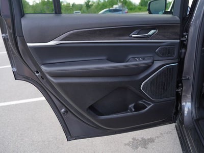 2026 Jeep Grand Cherokee GRAND CHEROKEE L LIMITED 4X4