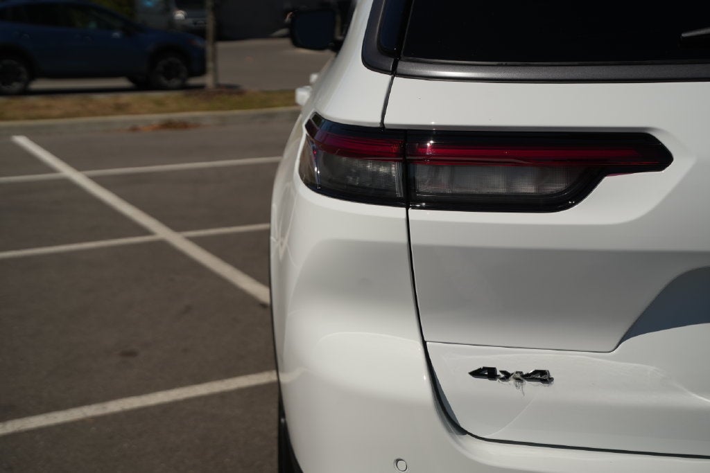 2027 Jeep Grand Cherokee Limited