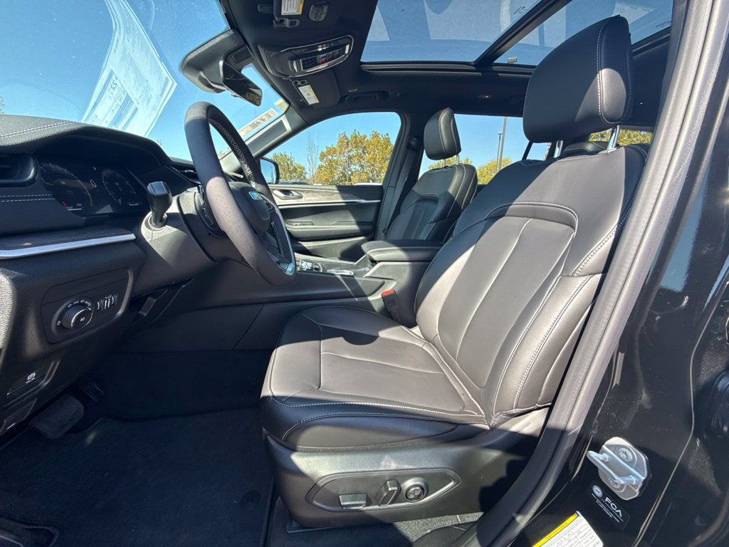 2027 Jeep Grand Cherokee Limited