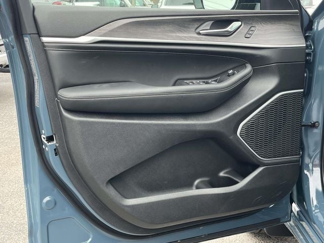 2026 Jeep Grand Cherokee GRAND CHEROKEE L LIMITED RESERVE 4X4