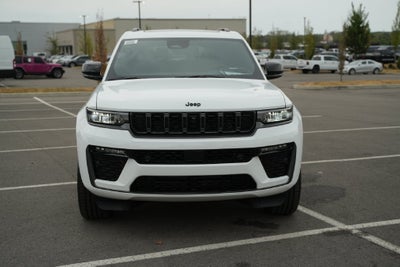 2027 Jeep Grand Cherokee Limited Reserve