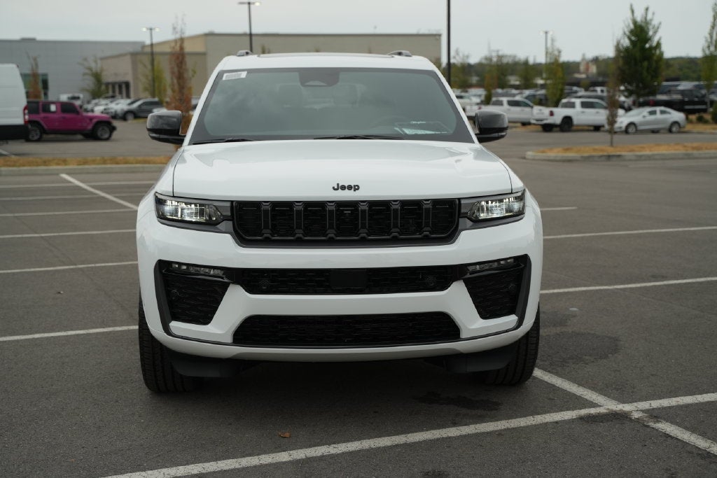2027 Jeep Grand Cherokee Limited Reserve