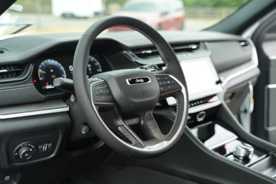 2027 Jeep Grand Cherokee Limited Reserve