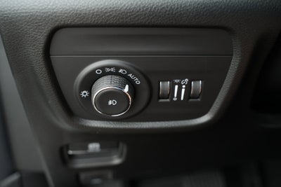 2027 Jeep Grand Cherokee Limited Reserve