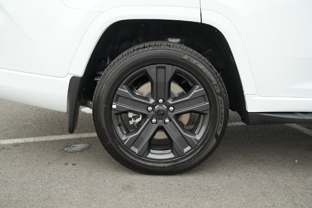 2027 Jeep Grand Cherokee Limited Reserve
