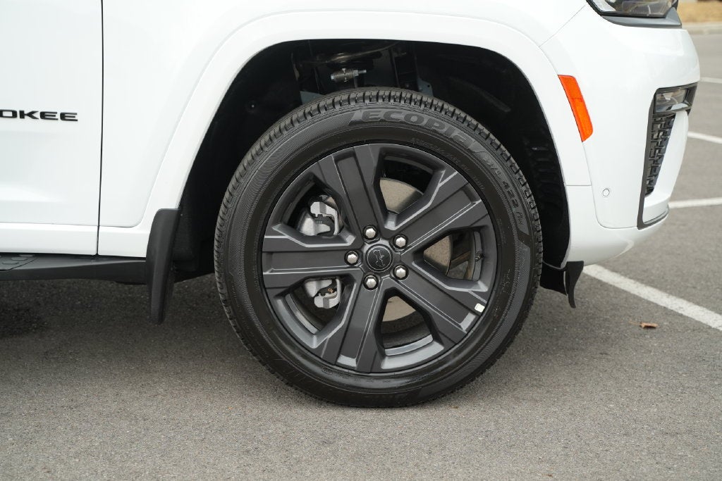 2027 Jeep Grand Cherokee Limited Reserve
