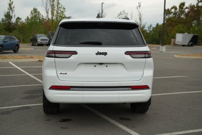 2027 Jeep Grand Cherokee Limited Reserve