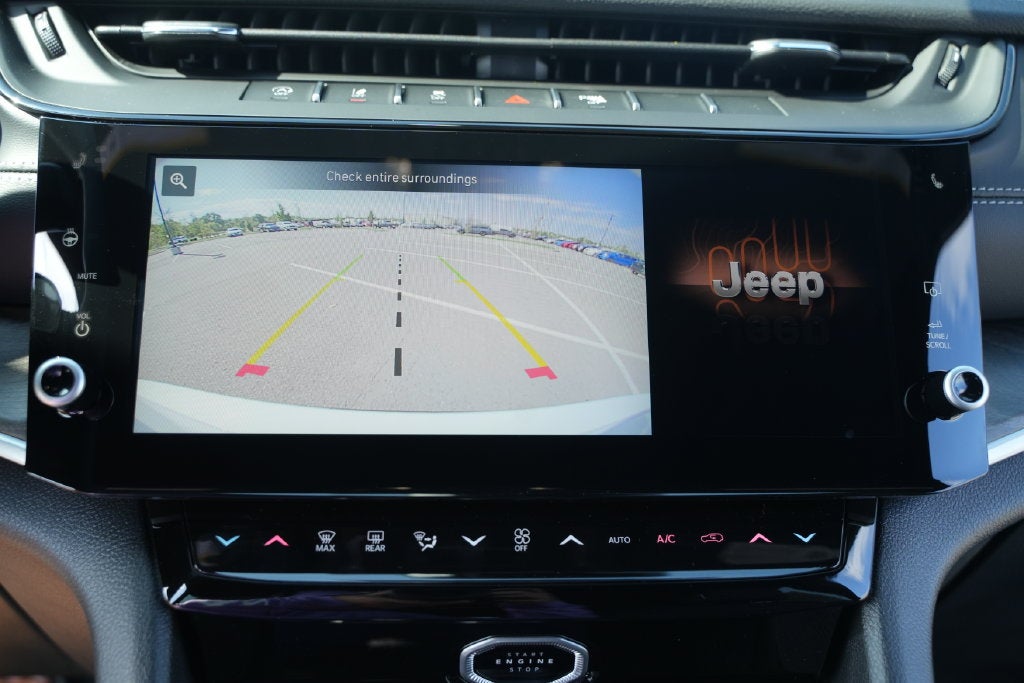 2027 Jeep Grand Cherokee Limited