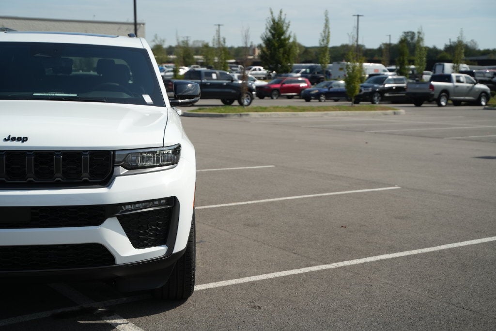 2027 Jeep Grand Cherokee Limited