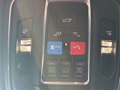 2027 Jeep Grand Cherokee Limited Reserve