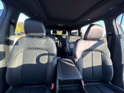 2027 Jeep Grand Cherokee Limited Reserve