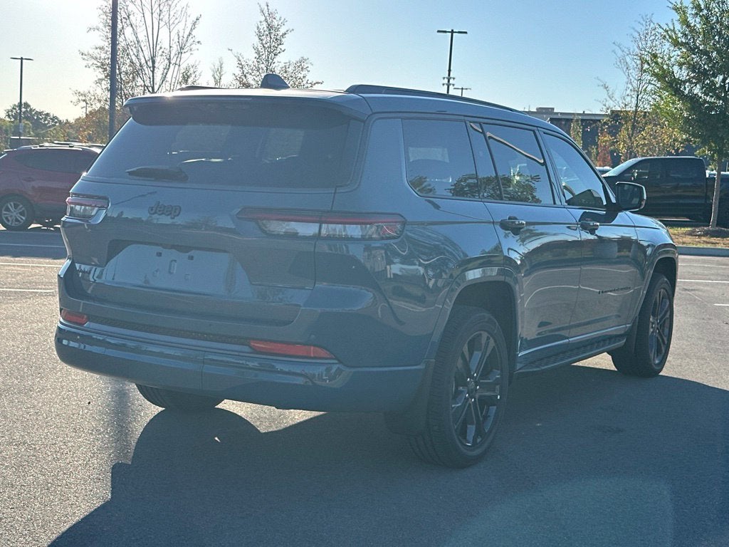 2027 Jeep Grand Cherokee Limited Reserve