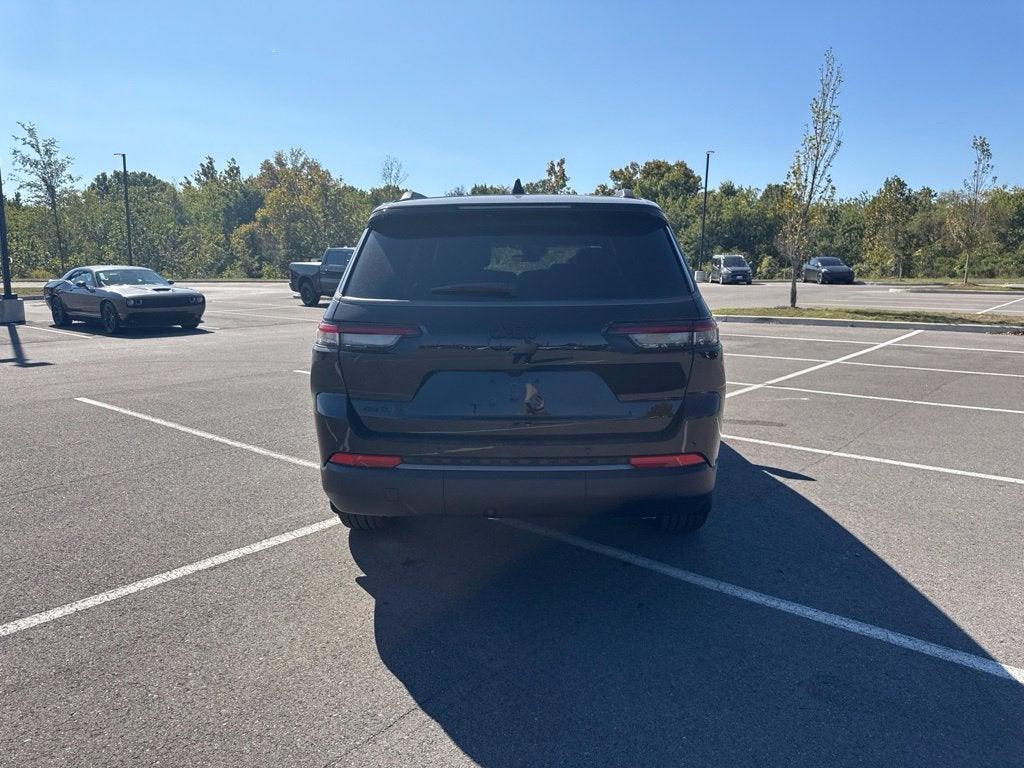 2027 Jeep Grand Cherokee Limited