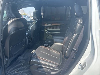 2023 Jeep Grand Cherokee L Summit 4x4