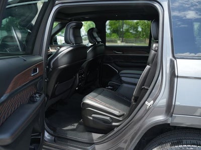 2023 Jeep Grand Cherokee L Summit 4x4