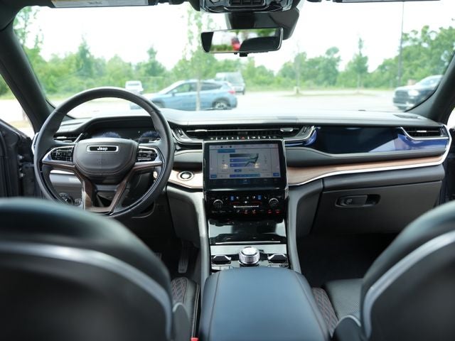 2023 Jeep Grand Cherokee L Summit 4x4