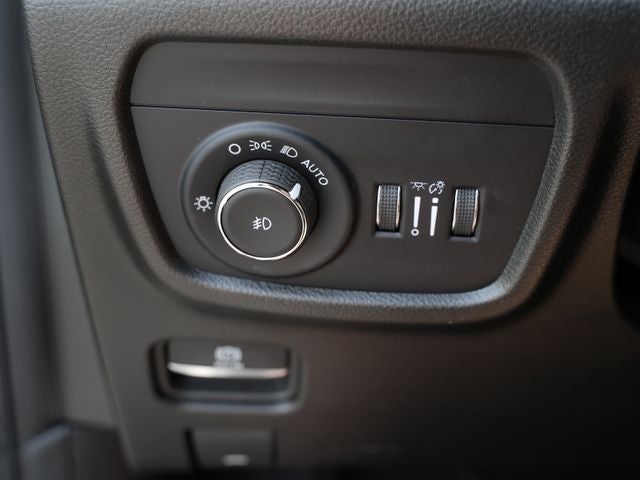 2023 Jeep Grand Cherokee L Summit 4x4