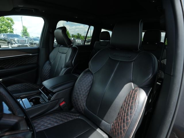 2023 Jeep Grand Cherokee L Summit 4x4