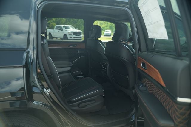 2026 Jeep Grand Cherokee Summit