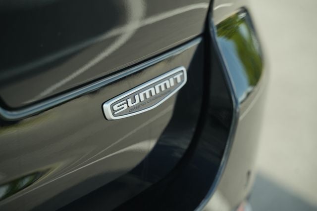 2026 Jeep Grand Cherokee Summit