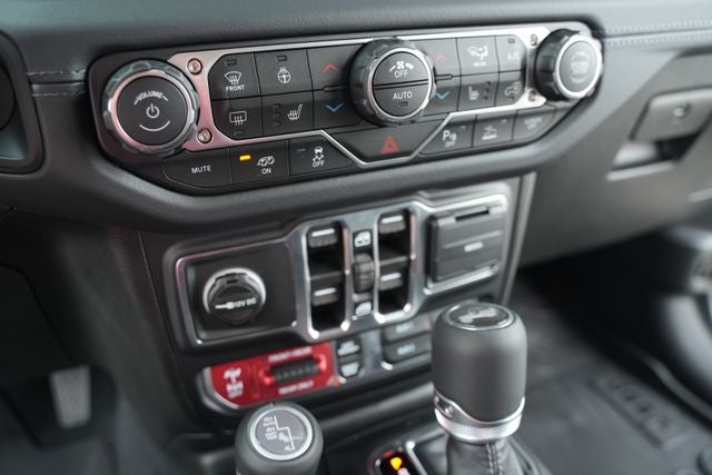 2026 Jeep Wrangler WRANGLER 4-DOOR MOAB 392