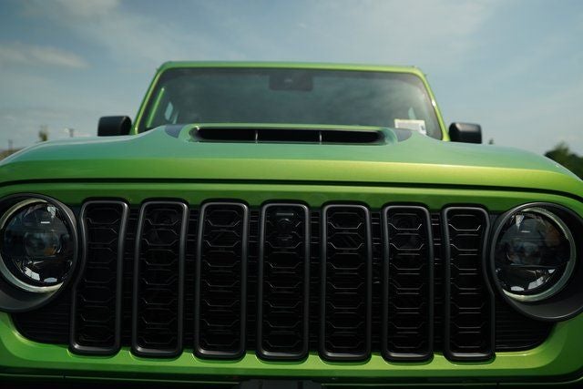 2025 Jeep Wrangler WRANGLER 4-DOOR RUBICON 392