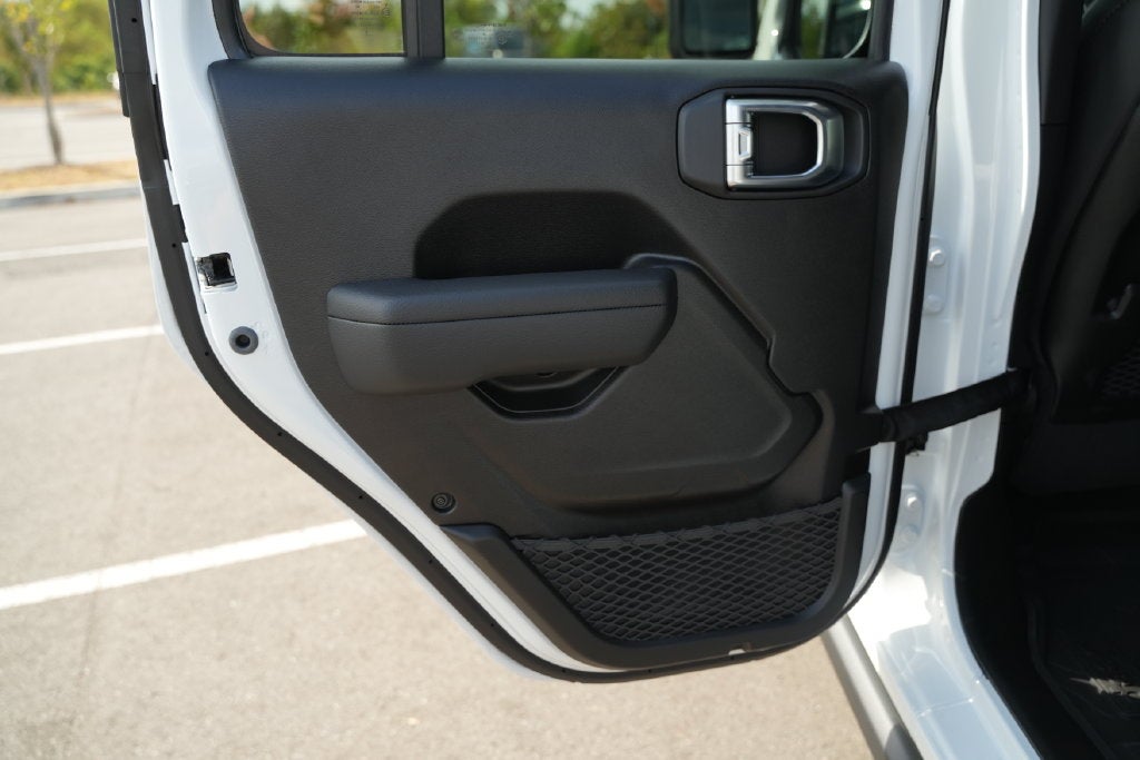 2027 Jeep Wrangler Moab 392