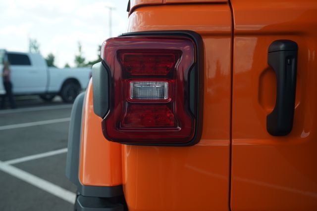 2025 Jeep Wrangler WRANGLER 4-DOOR RUBICON 392