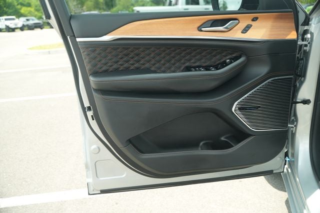 2023 Jeep Grand Cherokee 4xe Summit Reserve