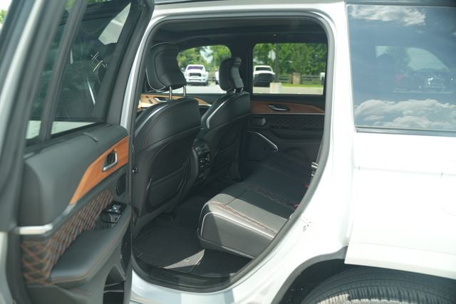 2023 Jeep Grand Cherokee 4xe Summit Reserve