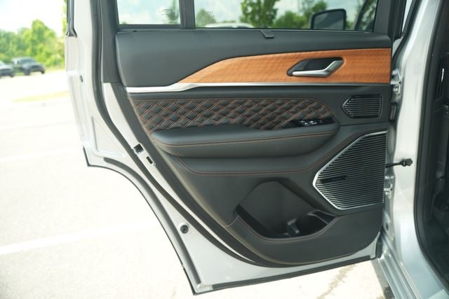 2023 Jeep Grand Cherokee 4xe Summit Reserve