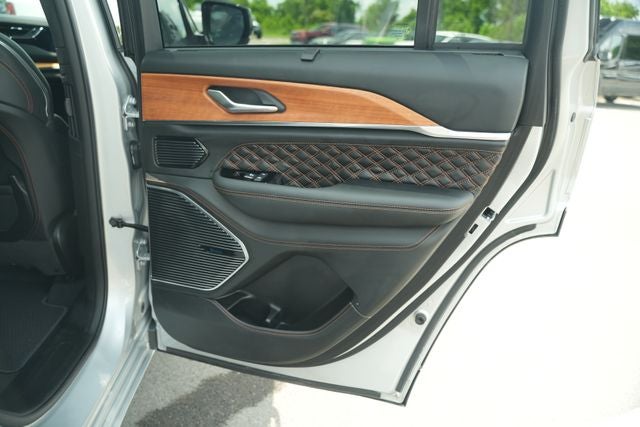 2023 Jeep Grand Cherokee 4xe Summit Reserve
