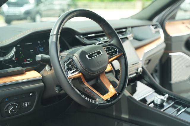 2023 Jeep Grand Cherokee 4xe Summit Reserve