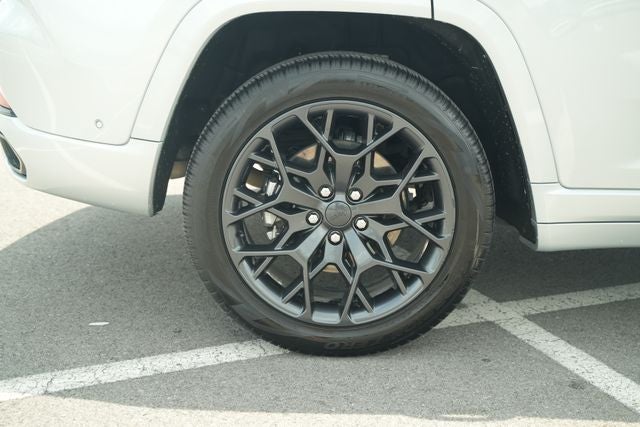 2023 Jeep Grand Cherokee 4xe Summit Reserve