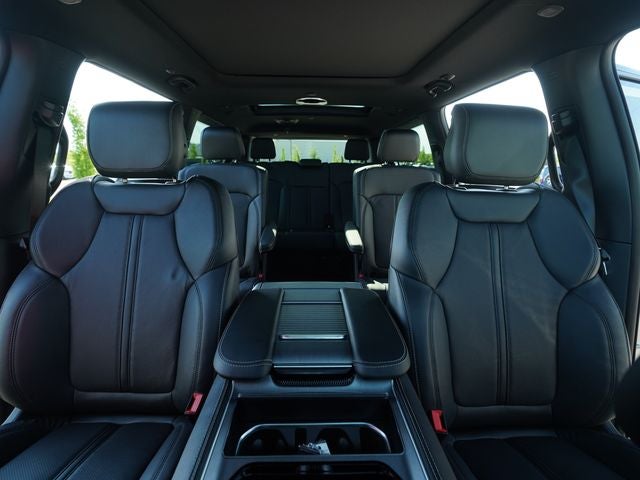 2026 Jeep Grand Wagoneer GRAND WAGONEER L LIMITED RESERVE 4X4