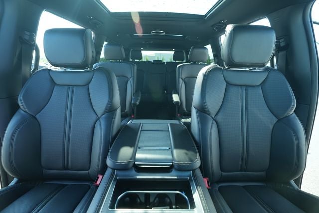 2026 Jeep Grand Wagoneer GRAND WAGONEER L LIMITED RESERVE 4X4