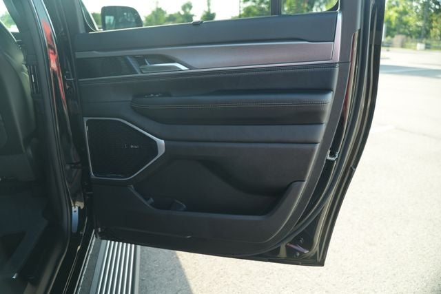 2026 Jeep Grand Wagoneer GRAND WAGONEER L LIMITED ALTITUDE 4X4