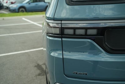 2026 Jeep Grand Wagoneer L Summit Obsidian