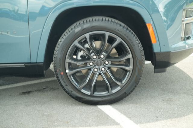 2026 Jeep Grand Wagoneer L Summit Obsidian