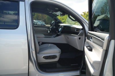 2026 Jeep Grand Wagoneer Base