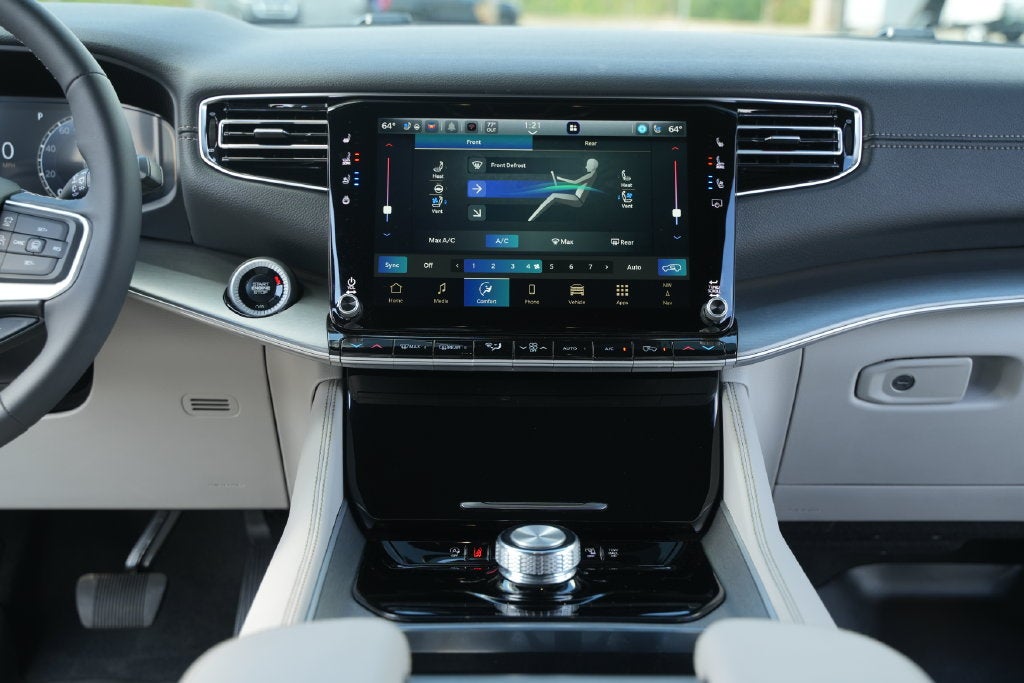 2026 Jeep Grand Wagoneer Base