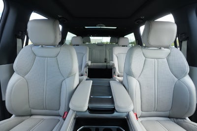 2026 Jeep Grand Wagoneer Base
