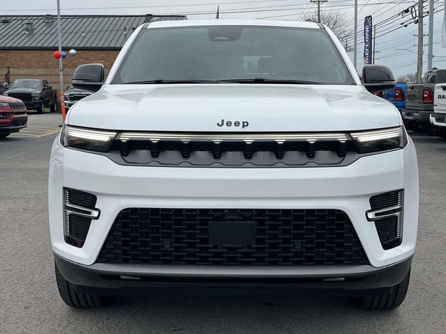 2026 Jeep Grand Wagoneer GRAND WAGONEER LIMITED ALTITUDE 4X4