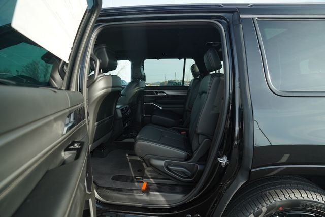 2026 Jeep Grand Wagoneer GRAND WAGONEER LIMITED RESERVE 4X4