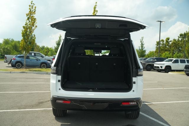 2026 Jeep Grand Wagoneer Limited Reserve