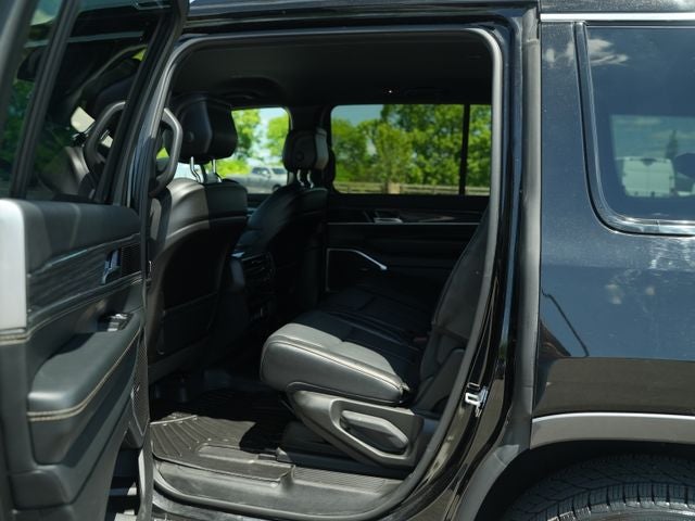 2022 Jeep Wagoneer Series II 4x4